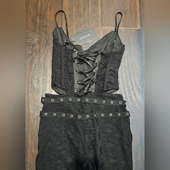 Elegant Black Flare Pants - Picture 9 of 10